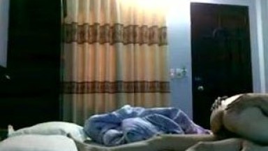 wanita ini menekan kontol pria ini | indo