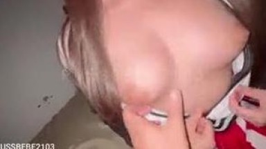 pepek wanita ini sangat bagus dan enak bikin nagih